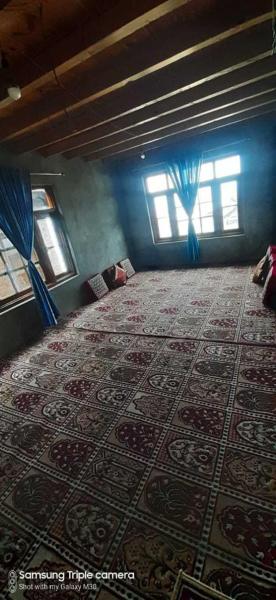 POP HOME 92826 Chinar Villa Homestay